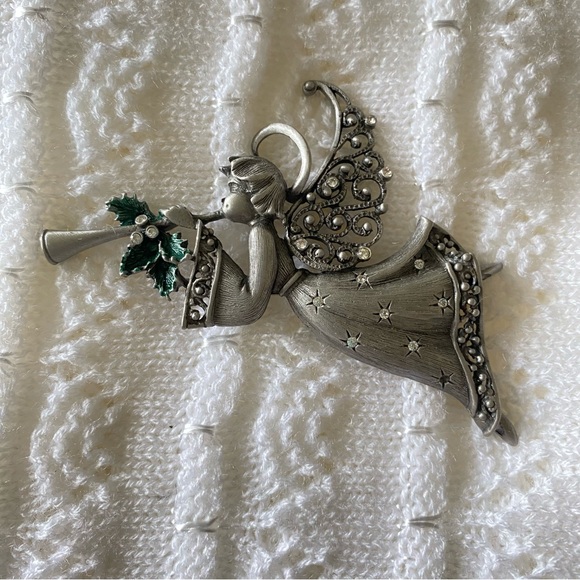 JJ Jonette Signed Christmas Angel Crystal Pewter Brooch Winged Rhinestone - Picture 6 of 6